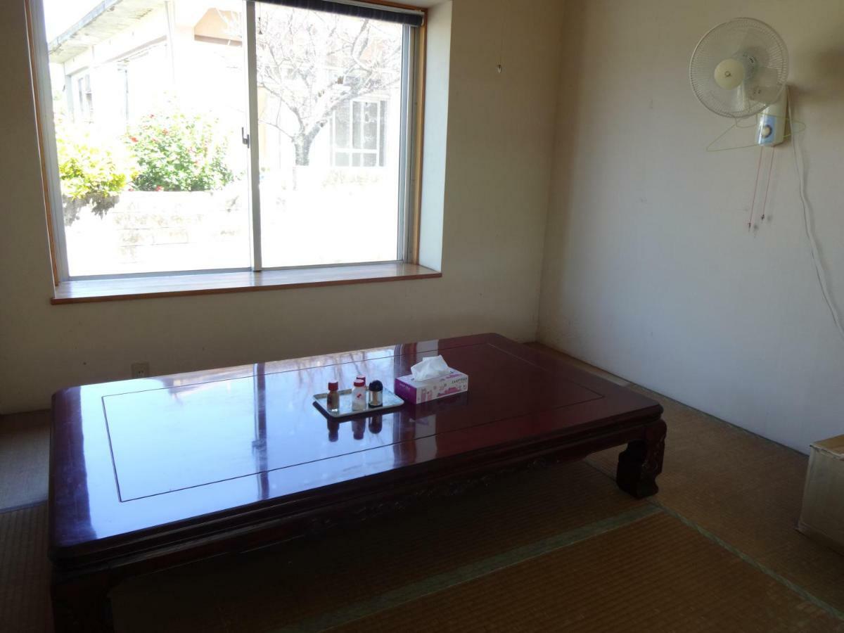 Pension Orange Box Miyakojima  Екстер'єр фото